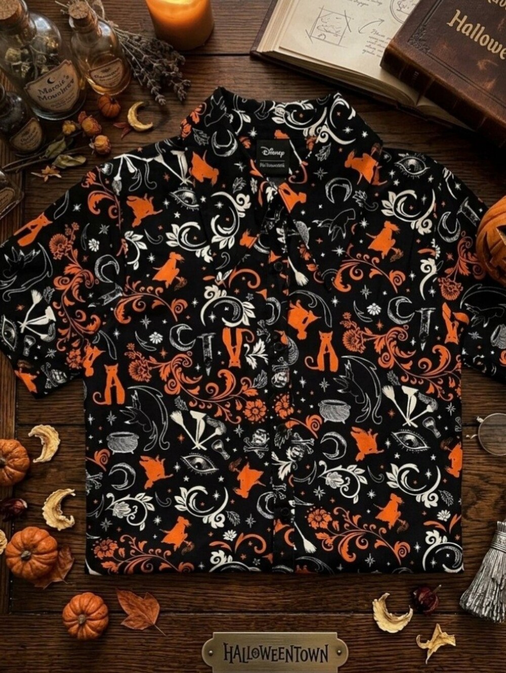 Her Universe Disney Hocus Pocus Filigree Icons Woven Button-Up Shirt - Size LG